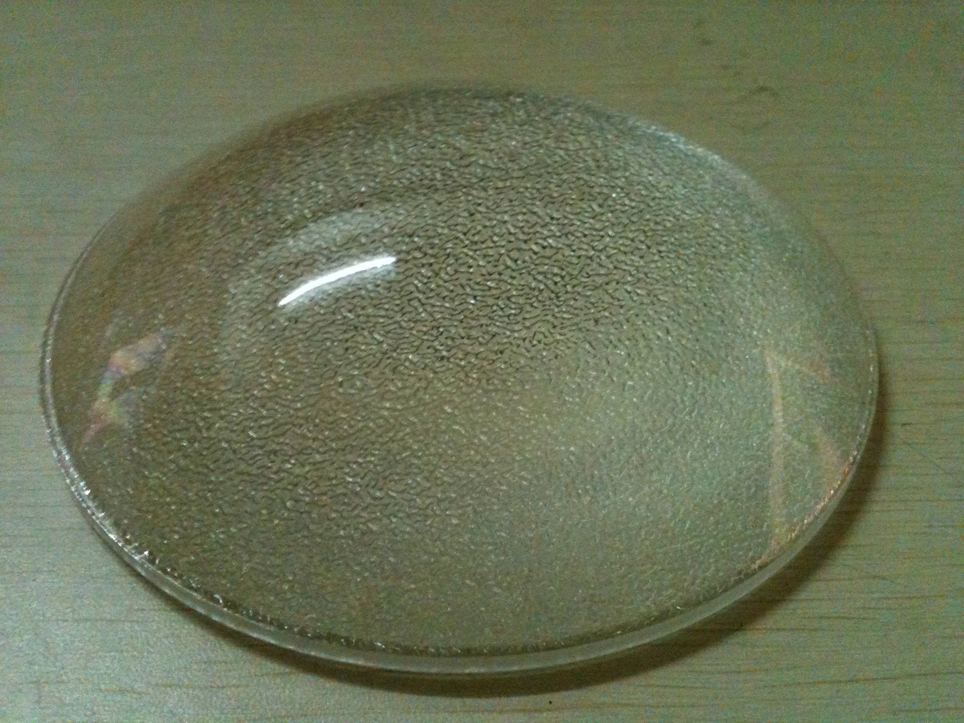 汨羅市鈺鋒光電科技 專業(yè)供應光學鏡片、放大鏡片及棱鏡，助力電動汽車技術發(fā)展